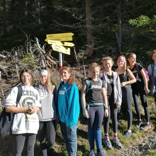 © MS Stumm und Umgebung Wandertag 4b 2021
