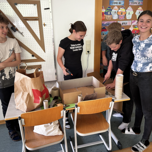 Museum in Schule 2b 24