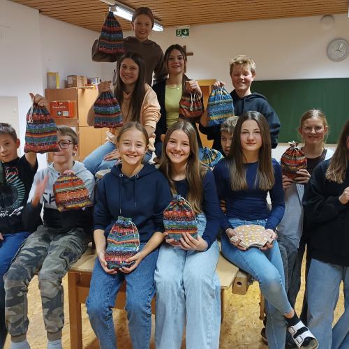"Mensch ärgere dich nicht"
