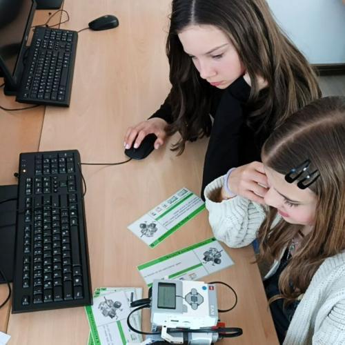 LEGO Mindstorms