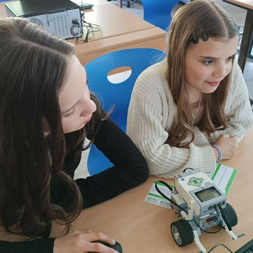 LEGO Mindstorms