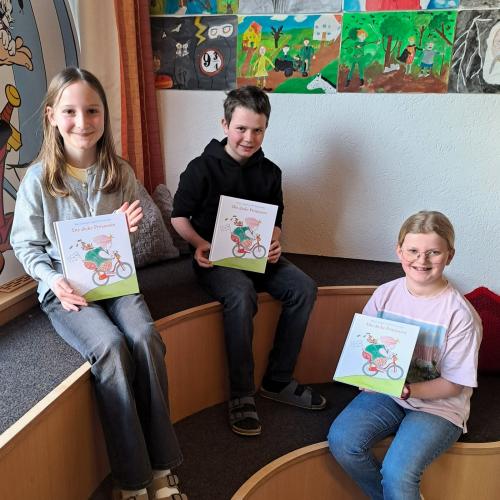 2025_26 - Zuwachs in der Bibliothek