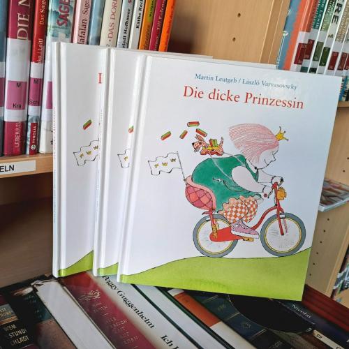 2025_26 - Zuwachs in der Bibliothek